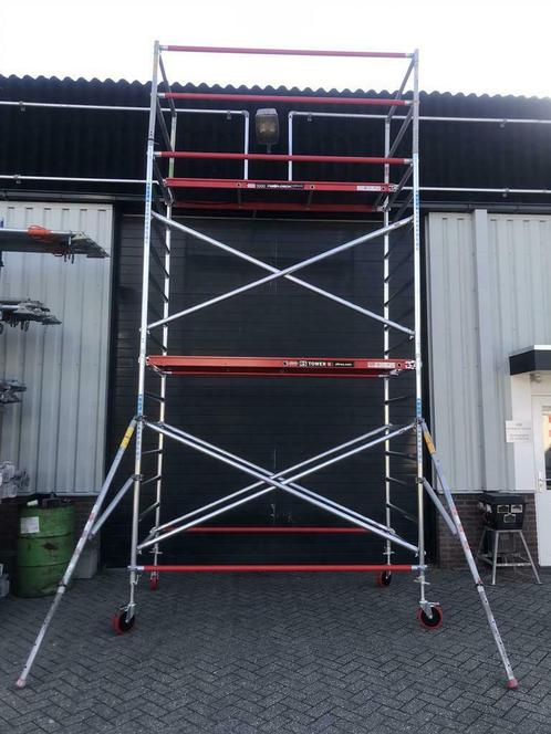 Gebruikte aluminium rolsteiger 1.35x2.45M 6.2M WH ZGAN, Doe-het-zelf en Verbouw, Steigers, Ophalen