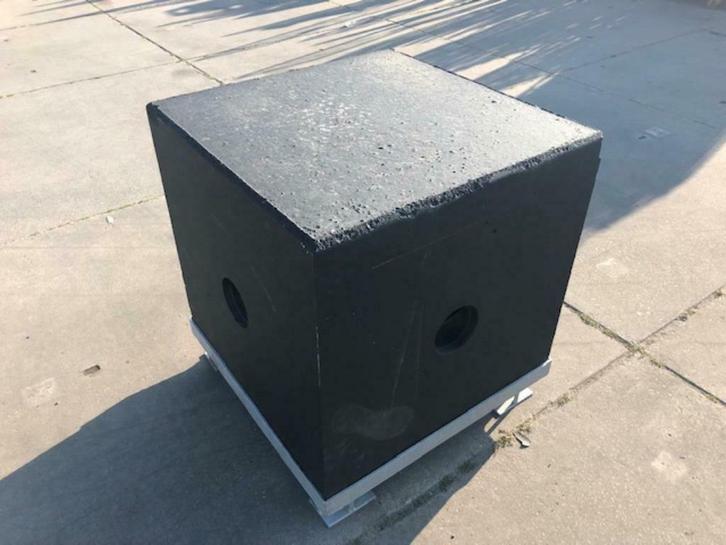 Betonblok Ballastblok 1200 kilo tent blokken Roadblock, Doe-het-zelf en Verbouw, Overige Doe-het-zelf en Verbouw, Nieuw, Ophalen of Verzenden