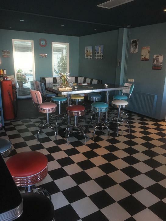 UITVERKOOP Bel Air stoelen krukken tafels, collectables etc., Huis en Inrichting, Barkrukken, Zo goed als nieuw, 60 tot 90 cm