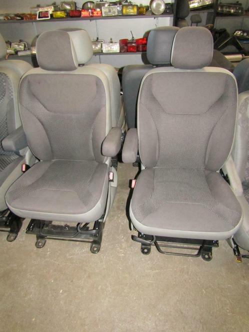 stoel stoelen + armleuning Vivaro Trafic Primastar, '01-'14, Auto-onderdelen, Interieur en Bekleding, Nissan, Opel, Renault, Gebruikt