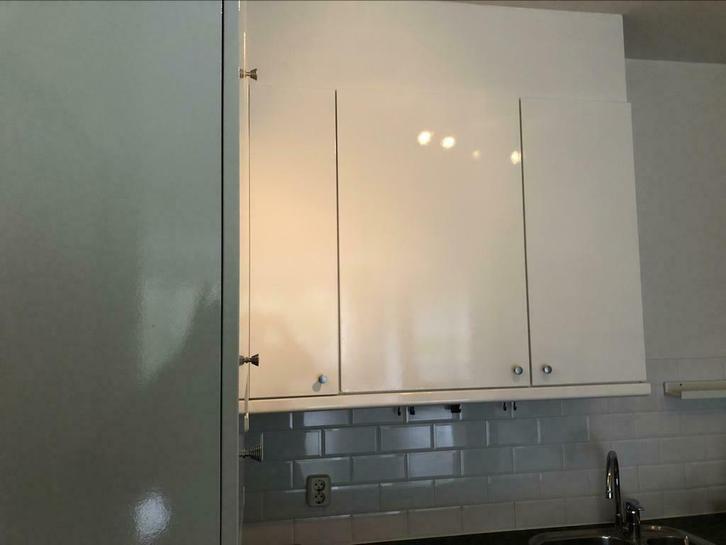 De Betrouwbare Klusjesman Den Bosch, Diensten en Vakmensen, Schilders en Behangers, Behangen, Binnenschilderwerk, Buitenschilderwerk