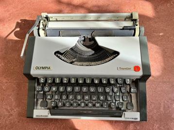 Olympia traveller typemachine