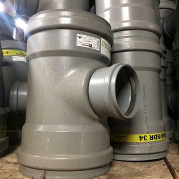 T-stuk, T-stukken 250x125mm beschikbaar voor biedingen