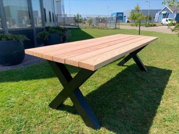 Tuintafel, stalen tafelpoten, tuinmeubelen, tafels, Douglas