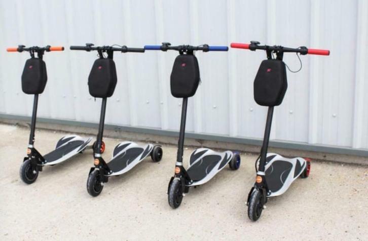 KXD PRO SWIFTBOARD ELEKTRISCHE STEP 3 SNELHEDEN LED DISPLAY, Fietsen en Brommers, Steps, Nieuw, Elektrische step (E-scooter), Ophalen of Verzenden