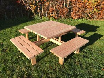 Picknicktafel Vierkant Robuust Douglas beschikbaar voor biedingen