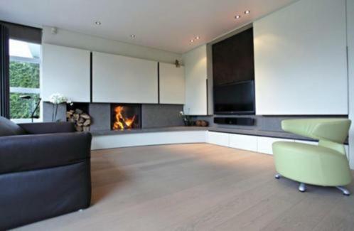 !!!!! demomodel STUV 2175 liftdeurhaard 11 kw !!!!, Huis en Inrichting, Kachels, Nieuw, Inbouw, Hout