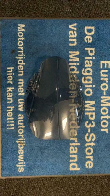 Windscherm Piaggio MP3 HPE 300 nieuw beschikbaar voor biedingen