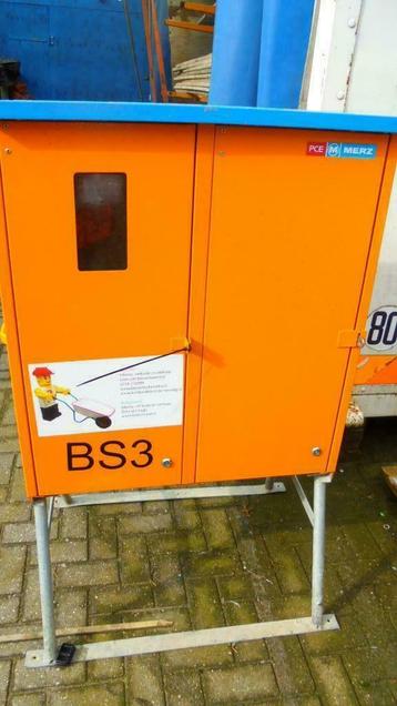 Te Huur: bouwstroomkast en watermeterput beschikbaar voor biedingen