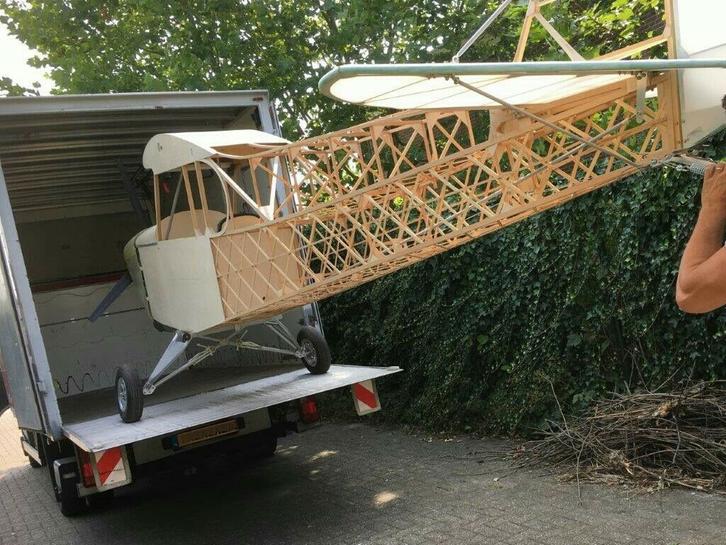 verhuisbedrijf, transport en koeriersdiensten All in Move, Diensten en Vakmensen, Koeriers, Chauffeurs en Taxi's, Chauffeursdiensten