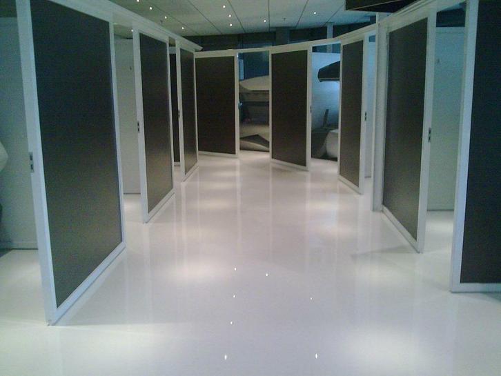 van den Bovenkamp Kunststofvloeren, Diensten en Vakmensen, Vloerleggers en Parketteurs, Tapijt of Kunststof, Vloerbewerking of Renovatie