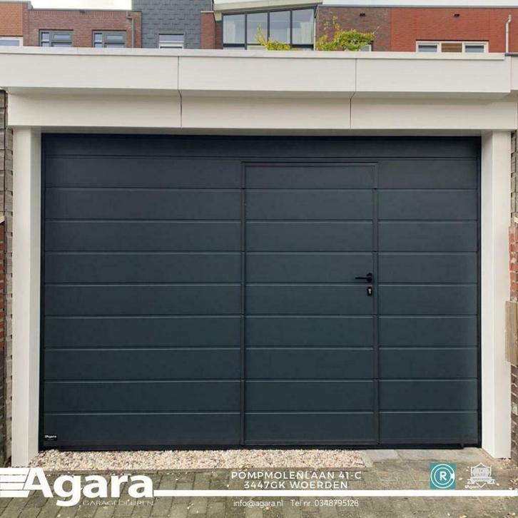 Antraciet garagedeur met loopdeur en nog veel meer bij AGARA, Doe-het-zelf en Verbouw, Deuren en Horren, Nieuw, Garagedeur, 215 cm of meer
