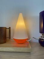 Vintage plastic pyramide lamp / cone