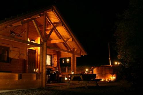 Finse  blokhut met hottub, Vakantie, Vakantiehuizen | Duitsland, Sauerland, Overige typen, Dorp, In bergen of heuvels, In wintersportgebied