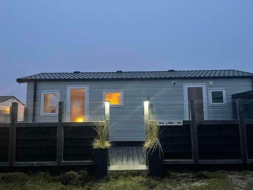 Mooi 4p chalet op Duinoord Ameland te huur PINKSTEREN VRIJ!, Vakantie, Campings, Landelijk, Aan zee, In bos, Internet, Speeltuin