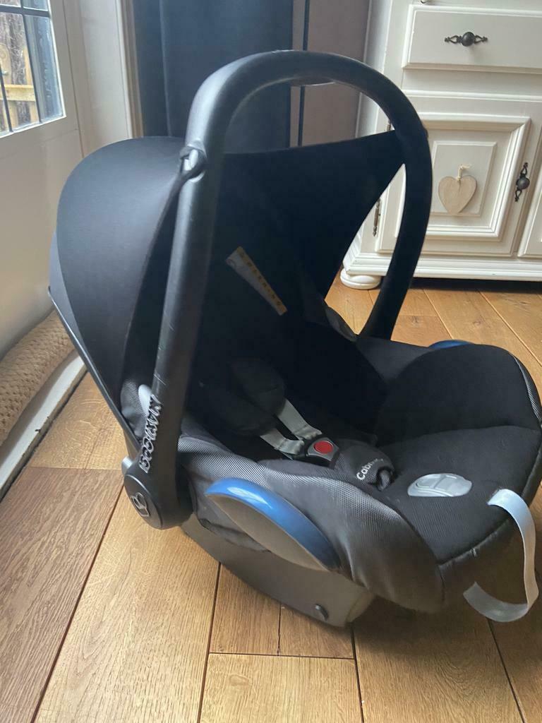 ≥ Maxi-Cosi cabriofix incl. verkleiner — Autostoeltjes — Marktplaats