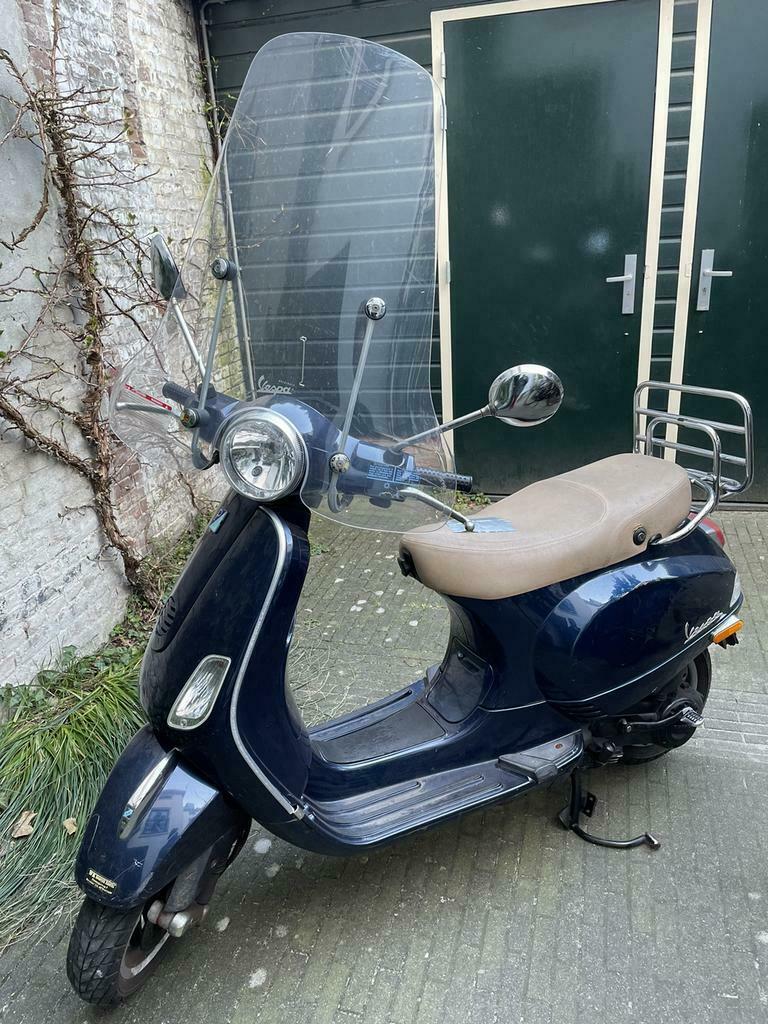 ≥ Vespa LX50 donker blauw (midnight blue) 4 takt (blauw kentek — Scooters |  Vespa — Marktplaats