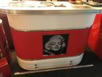 Rock en Roll bar, Elvis, Roy Orbison, Johnny Cash etc. etc., Ophalen, Zo goed als nieuw