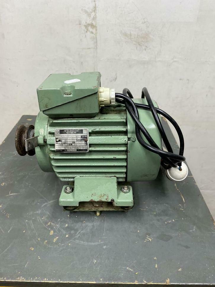 VEB electromotor, type: KMERa 80 G 8, 0.25kW, Doe-het-zelf en Verbouw, Motoren, Gebruikt, Elektromotor, Ophalen of Verzenden