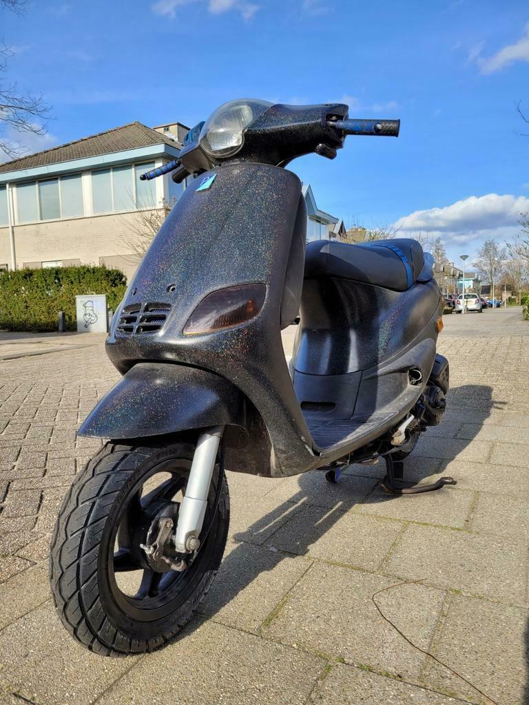 ≥ Piaggio zip 2000 x type 3 4 takt off White, Akrapovic. — Snorfietsen en  Snorscooters — Marktplaats