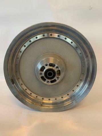 VOORWIEL ACHTERWIEL DISC SOFTAIL / DYNA DIVERSE UITV 16 INCH beschikbaar voor biedingen