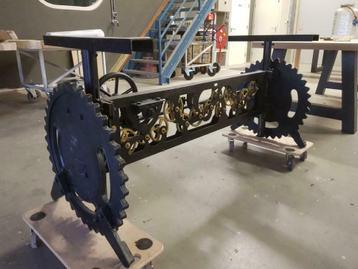 Onderstel tafel handgemaakt opdraaibaar gietijzer onderstel beschikbaar voor biedingen