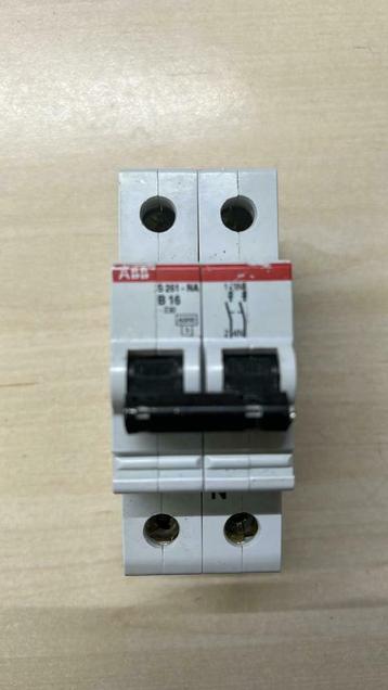 ABB schakelaar b16 230v beschikbaar voor biedingen
