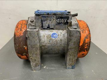 Wacker trilmotor, type: AR54/6/250 