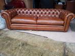 Showroommodel Chesterfield bank 2.40 cognac + GRATIS BEZORGD, Nieuw, Rechte bank, Leer