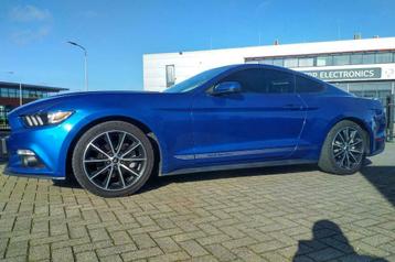 Prachtige 2017 lightning blue Mustang Premium