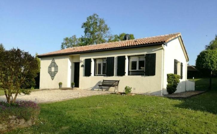 Village le Chat Vakantiehuis met airco Charente / Dordogne, Vakantie, Vakantiehuizen | Frankrijk, Dordogne, Chalet, Bungalow of Caravan