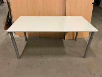 Instelbaar bureau / tafel met schroef 160x80xH62-82 cm, 13st