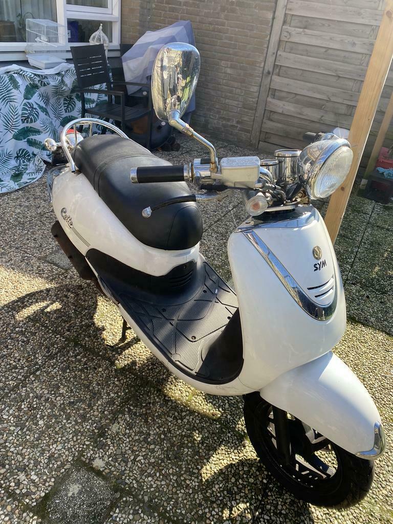 ≥ SYM scooter gele kenteken — Scooters | SYM — Marktplaats