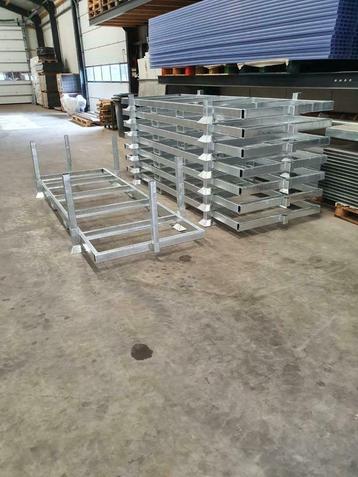 Opslagbokken voor rijplaten beschikbaar voor biedingen