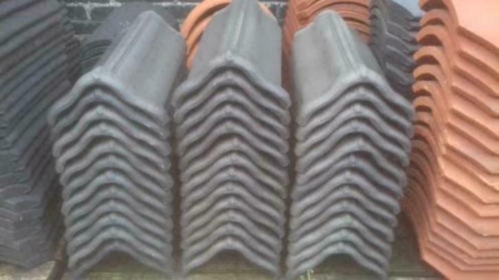 Platte vorsten,Mulden vorsten, ezelsrugvorst,uit voorraad le, Doe-het-zelf en Verbouw, Dakpannen en Dakbedekking, Nieuw, Dakpannen