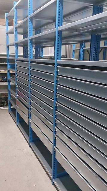 Opslagsysteem met Lades en Legborden Hagisto beschikbaar voor biedingen