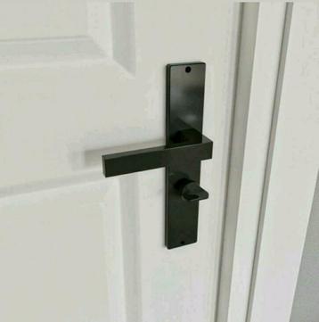 #6 Design zwarte kleur deurklink op schild met WC-slot beschikbaar voor biedingen