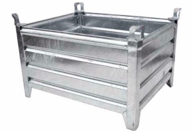 Nieuwe en gebruikte Eurobox stapelbakken 80x100cm, Doe-het-zelf en Verbouw, IJzerwaren en Bevestigingsmiddelen, Zo goed als nieuw