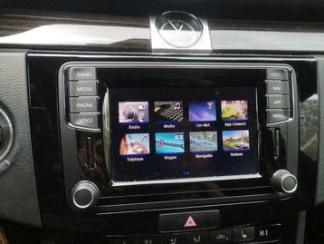 Navigatiescherm radio reperatie discover media pq coderen  beschikbaar voor biedingen