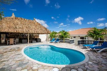 Luxe vakantievilla met privé zwembad op Curaçao in Jan Thiel beschikbaar voor biedingen