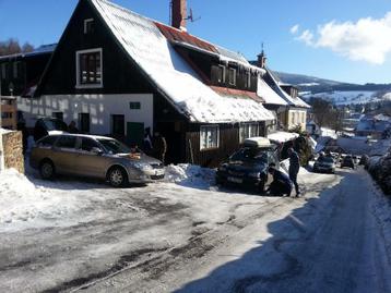 CHALET 6-27p.Boek nu 2026 sneeuwzeker of zomer '25 hiken zon beschikbaar voor biedingen