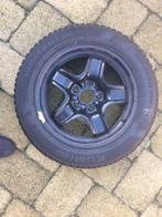 Te koop set winterbanden op velg, Ophalen, 16 inch, Band(en), Personenwagen