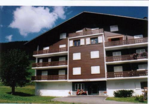 ZONNIG, RUIM APPARTEMENT, PORTES DU SOLEIL, INCL MULTIPAS, Vakantie, Vakantiehuizen | Zwitserland, Appartement, Dorp, In bergen of heuvels