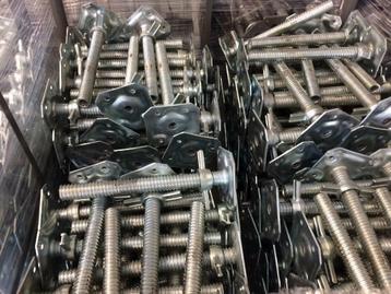 Nieuwe scherp geprijsde spindels voetspindels steiger beschikbaar voor biedingen