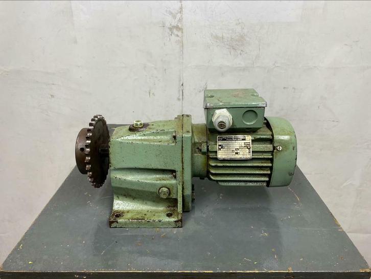 VEM electromotor, type: ZGO KPR 56 G 4, 0.18 Kw, Doe-het-zelf en Verbouw, Motoren, Gebruikt, Elektromotor, Minder dan 1400 rpm