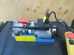 Elektrische takel hijslier lier 150 / 300kg 230V nieuw, Doe-het-zelf en Verbouw, Gereedschap | Handgereedschap, Ophalen of Verzenden