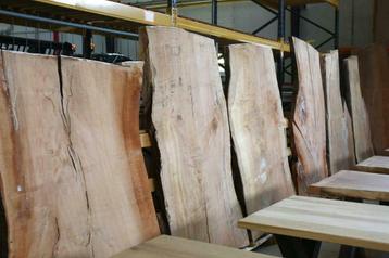 Boomstambladen, Bewerkt en onbewerkt, houten tafel, hout beschikbaar voor biedingen