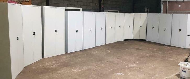 50xArchiefkast/magazijnkast/werkplaatskast/kantoorkastschuur, Huis en Inrichting, Kasten | Roldeurkasten en Archiefkasten, Zo goed als nieuw