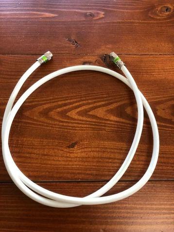 Coaxkabel op lengte met 2 connectoren beschikbaar voor biedingen