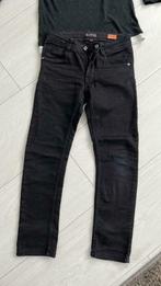 Bijna nieuw zwarte skinny jeans jongens shirts maat 122 /128